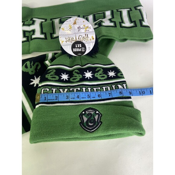 Harry Potter Slytherin Logo Knit Cuff Pom Beanie Hat Cap and Scarf Set 2 Piece - Picture 4 of 8